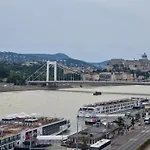 Danube Wonder View * 부다페스트