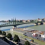 아파트 Danube Wonder View 부다페스트