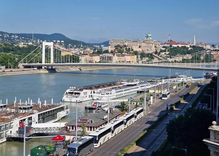 Danube Wonder View * Budapesta