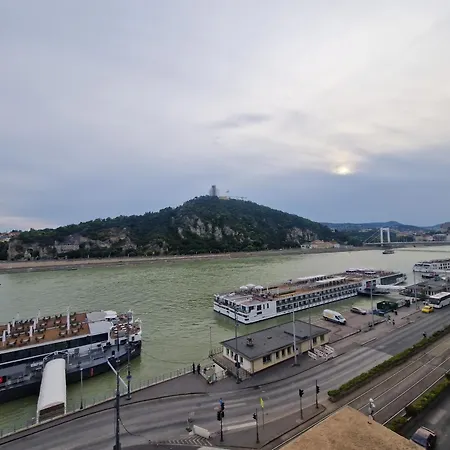 Danube Wonder View 부다페스트