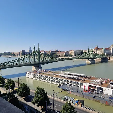 Apartment Danube Wonder View Budapest