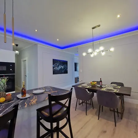 Danube Wonder View Apartment